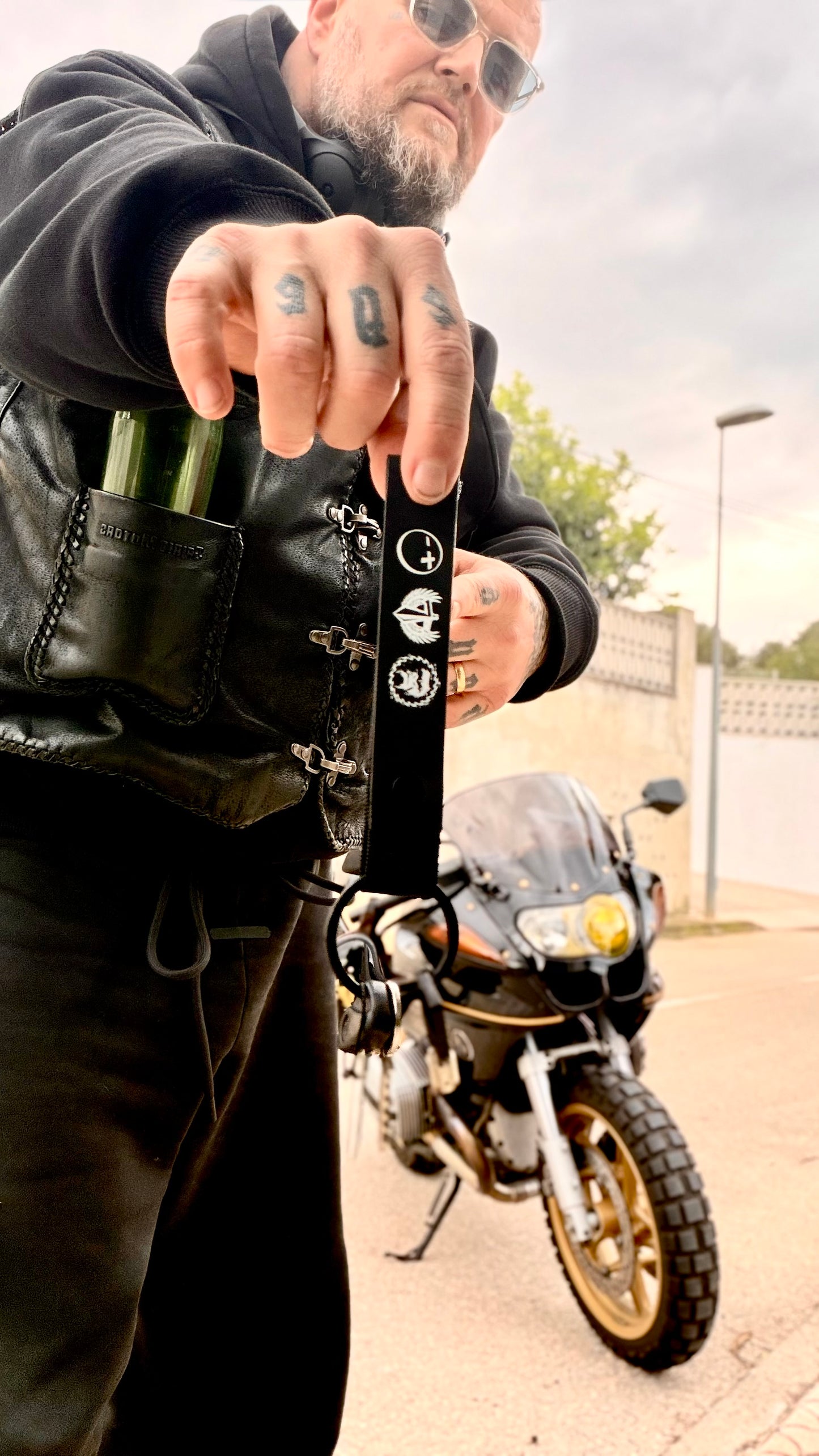 Schlüsselanhänger Black - Evolution